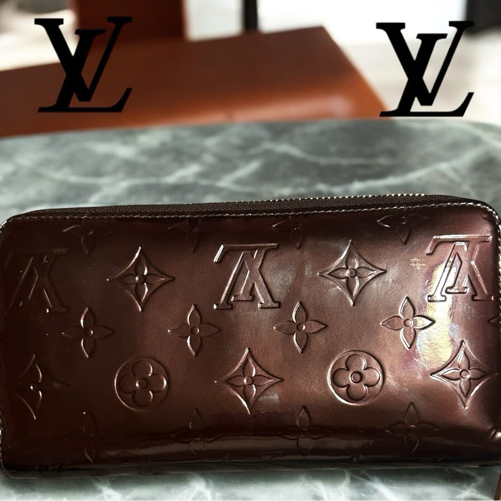 LOUIS VUITTON Monogram BordeauxVernis Patent Leather Empreinte Zippy Long Wallet